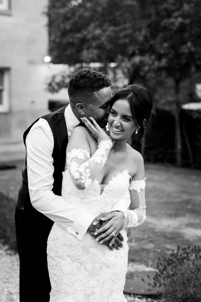 10 poses for timeless brides and grooms to send to you wedding photographer 